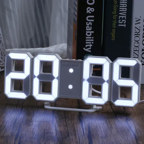 Leuchtende LED Wanduhr
